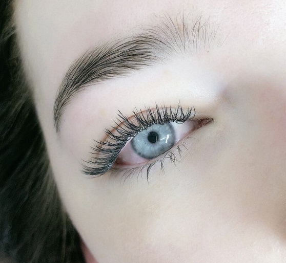 8 Precautions to Take to Enjoy Your Eyelash Extensions for a Maximum Length of Time